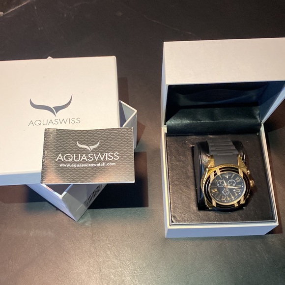 NEW SWISSPORT XG DIAMOND WATCH - Picture 3 of 6